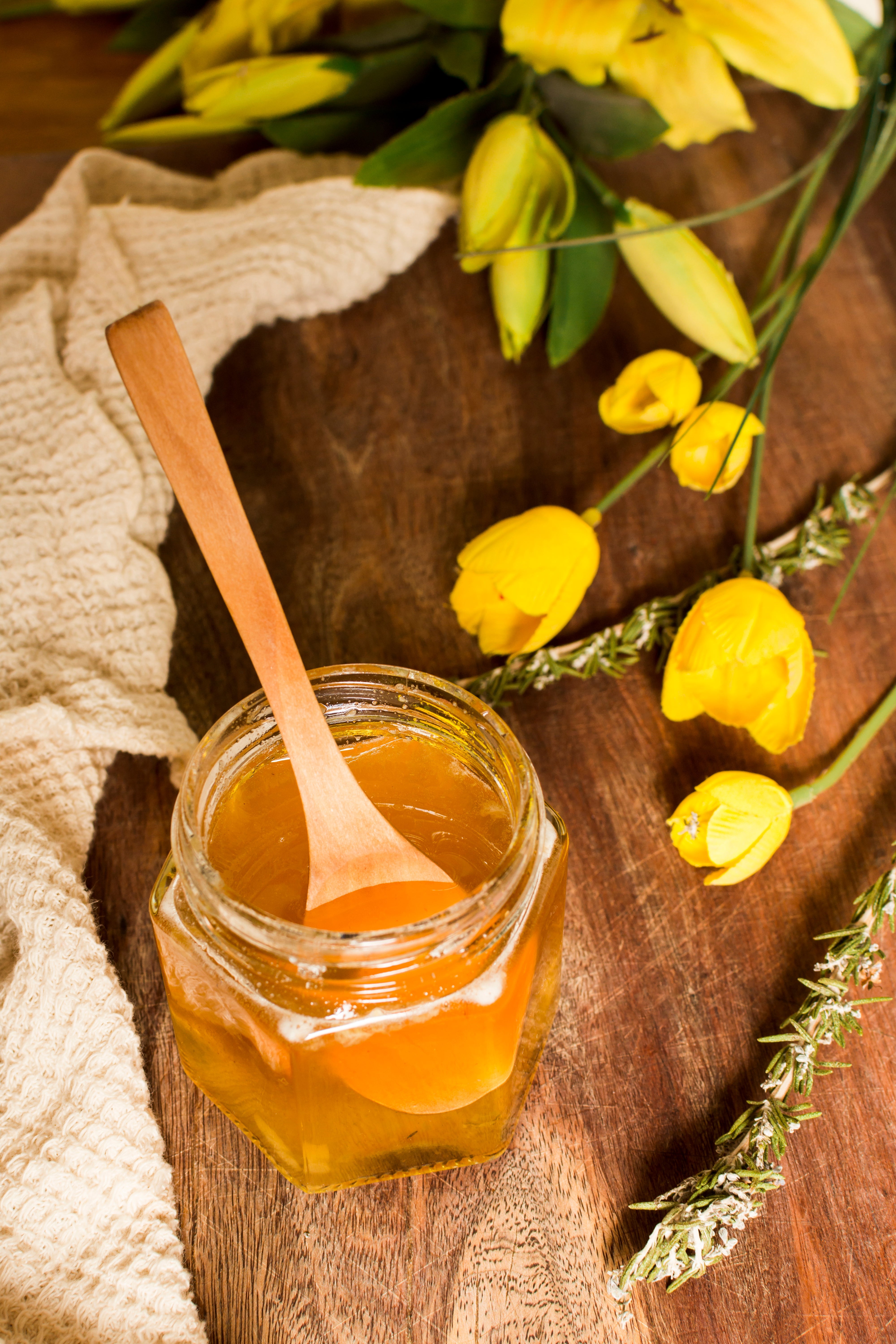 Nature on the table: Manuka honey in a healthy diet